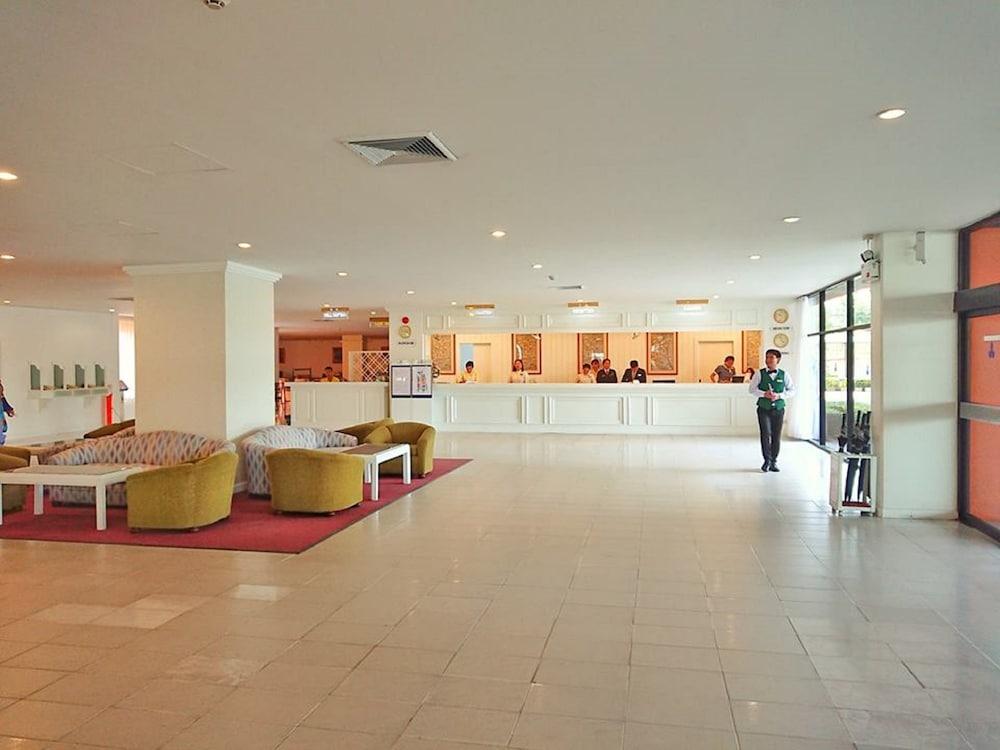 Ambassador City Jomtien Garden Wing Sattahip Extérieur photo